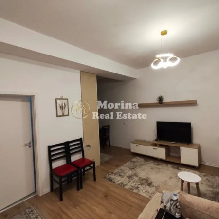Tirane, jepet me qera apartament 1+1 Kati 3, 58 m² 400 € (Ali Demi)