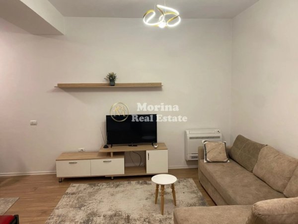Tirane, jepet me qera apartament 1+1 Kati 3, 58 m² 400 € (Ali Demi)