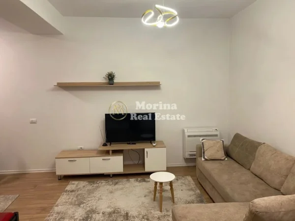 Tirane, jepet me qera apartament 1+1 Kati 3, 58 m² 400 € (Ali Demi)