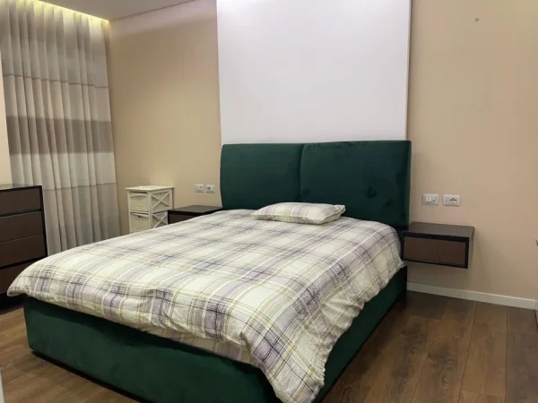 Tirane, jepet me qera apartament 2+1 Kati 4, 111 m² 800 € (Rruga Jordan Misja)