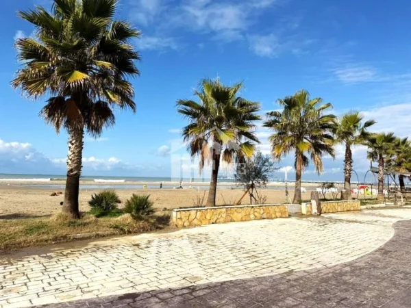 Qerret, shitet bar-resorant Kati 0, 233 m² 1.200.000 € (NË QERRET)