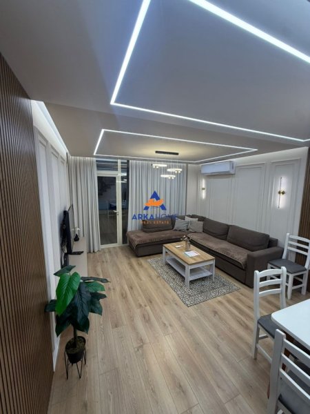 Tirane, jepet me qera apartament Dublex Kati 3, 100 m² 1.200 € 
