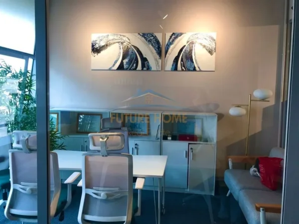 Tirane, jepet me qera ambjent biznesi Kati 1, 184 m² 2.000 € (rruga e kavajes)