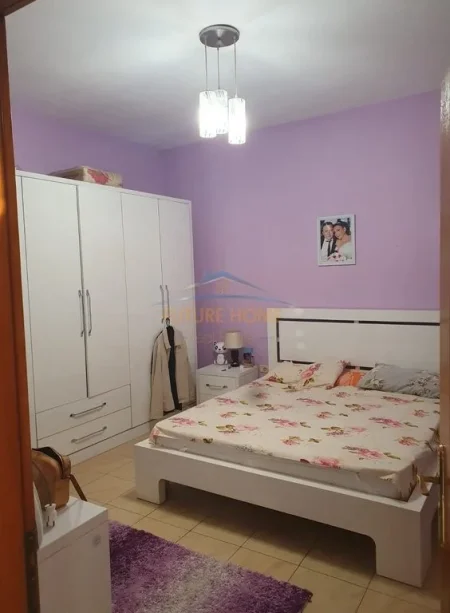 Tirane, jepet me qera Vile 2+1 Kati 1, 170 m² 700 € (Rruga Qemal Stafa)