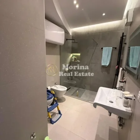 Tirane, shitet apartament 3+1 Kati 3, 240 m² 335.000 € (Kodra e Diellit)
