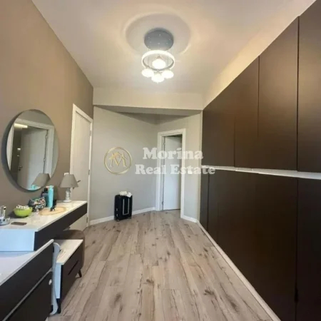 Tirane, shitet apartament 3+1 Kati 3, 240 m² 335.000 € (Kodra e Diellit)