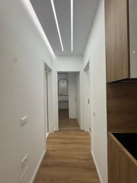 Tirane, jepet me qera apartament 2+1+Ballkon , (Ali Dem, Rezidenca Kadiu)