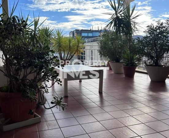 Tirane, shitet apartament 2+1 Kati 10, 197 m² 600.000 € (Blloku)