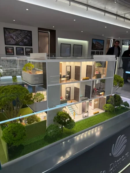 LA DIMORA- Gjiri i Lalzit🌊Town Houses moderne,me 3 kate, parkim te dedikuar & kopesht privat✨VILA NE SHITJE DUKE FILLUAR NGA 💶374.000€