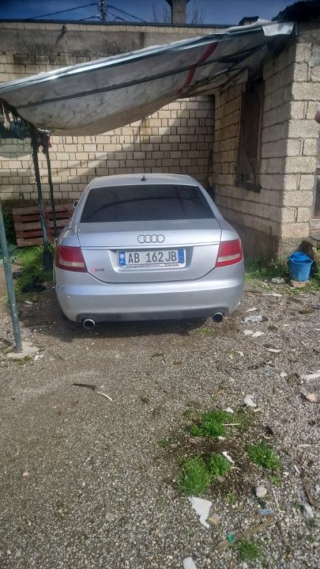 Tirane, shitet makine Audi A6 S Line Nafte, gri metalizato automatik Kondicioner 220.000 km 3.500 €