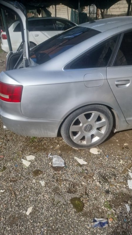 Tirane, shitet makine Audi A6 S Line Nafte, gri metalizato automatik Kondicioner 220.000 km 3.500 €