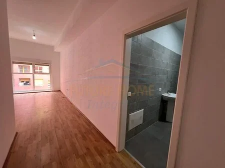 Tirane, shitet apartament 1+1 Kati 7, 70 m² 110.000 € 