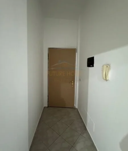Tirane, shitet apartament 1+1 Kati 1, 69 m² 96.600 € (pasticeri melisa)