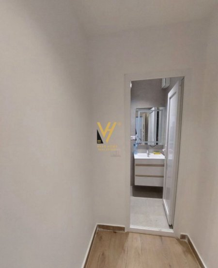 Tirane, jepet me qera zyre Kati 0, 50 m² 500 € (RRUGA QEMAL STAFA)