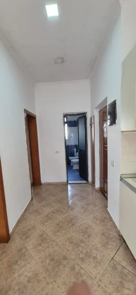 Tirane, shitet apartament 2+1 Kati 3, 58 m² 128.000 € (Rruga Bardhyl)