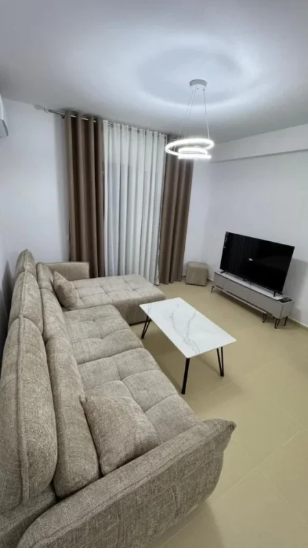 Tirane, jepet me qera apartament 2+1+Ballkon Kati 6, 106 m² 800 € (Don Bosko)