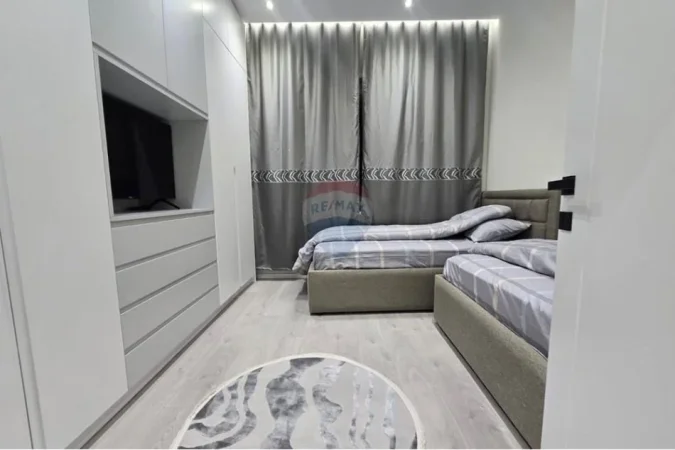 Tirane, jepet me qera apartament 2+1 Kati 2, 120 m² 650 € (Vilat Gjermane)