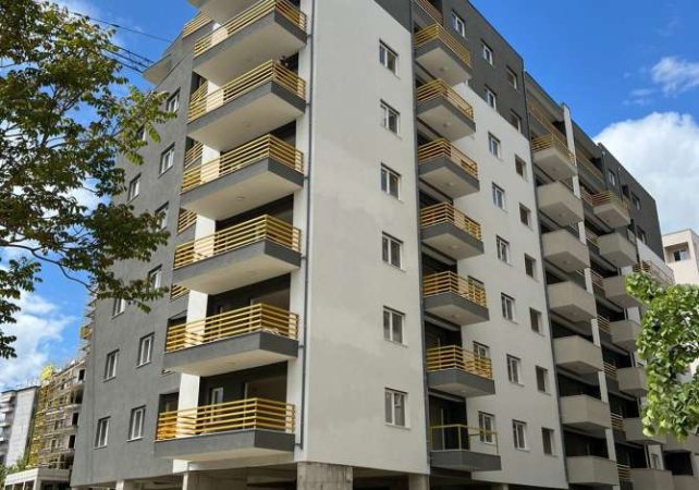 Tirane, shitet apartament 1+1+Ballkon Kati 3, 70 m² 126.000 € (Kompleksi E-88)