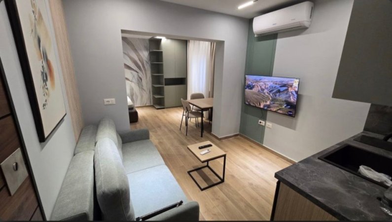 SHITEN 3 GARSONIERE RRUGA MINE PEZA 255.000 EURO