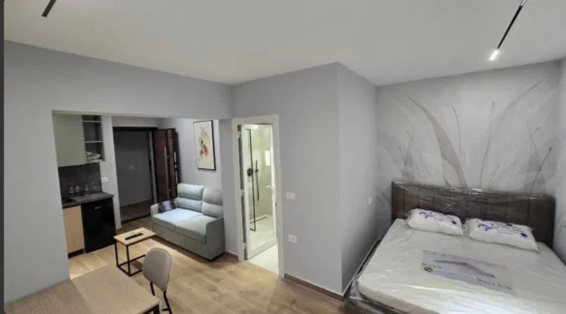 SHITEN 3 GARSONIERE RRUGA MINE PEZA 255.000 EURO