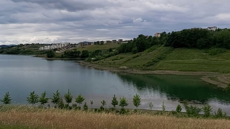 Tirane, shes Vile 3+1 Kati 0, 199 m² 386.081 € (Liqeni Farkes)