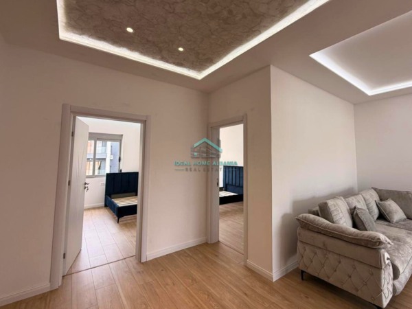 Vlore, shitet apartament 3+1 Kati 9, 98 m² 230.000 € (VLORE)