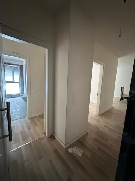 Tirane, jepet me qera apartament 2+1 Kati 1, 100 m² 600 € (Don Bosko)