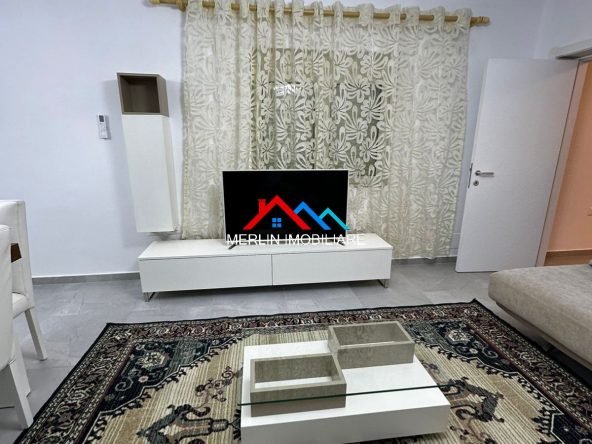 Tirane, jepet me qera apartament 2+1+Ballkon Kati 1, 75 m² 650 € (RRUGA HYSEN DALLIU,BULEVARDI ZOGU I PARE)