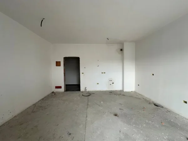 Tirane, shitet apartament 1+1 , 71 m² 187.000 € (Square 1`)