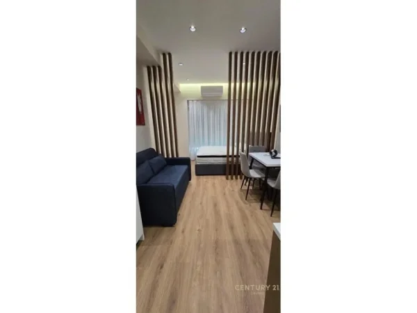 Tirane, jepet me qera apartament 1+1 Kati 3, 38 m² 380 € 