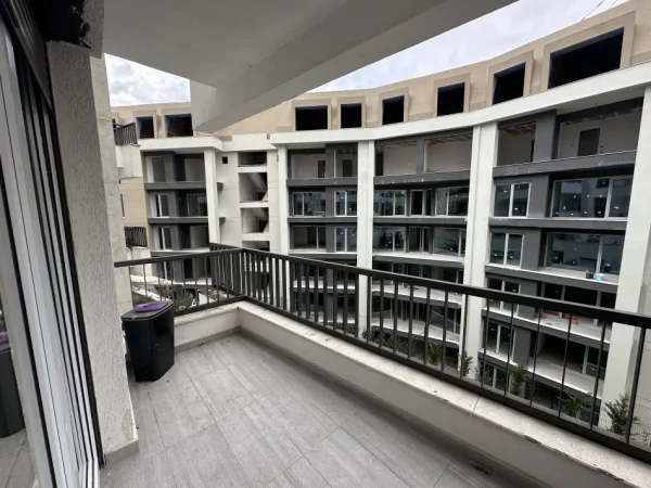 Tirane, shitet apartament 2+1+Aneks+Ballkon Kati 2, 125 m² 275.000 € (Rruga Hamdi Garunja)