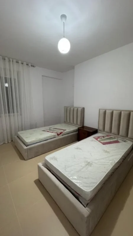 Tirane, jepet me qera apartament 2+1 Kati 6, 106 m² 830 € (Rruga ndre Mjeda)