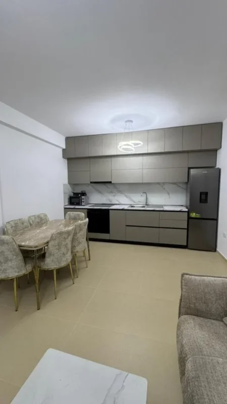 Tirane, jepet me qera apartament 2+1 Kati 6, 106 m² 830 € (Rruga ndre Mjeda)