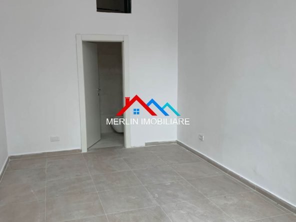 Tirane, jepet me qera ambjent biznesi Kati 0, 23 m² 600 € (RRUGA E KAVAJES)
