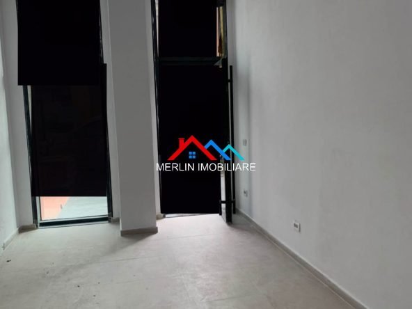 Tirane, jepet me qera ambjent biznesi Kati 0, 23 m² 600 € (RRUGA E KAVAJES)