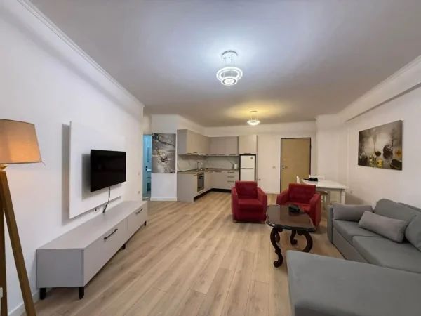 Tirane, shitet apartament 2+1 Kati 1, 87 m² 180.000 € (DON BOSKO PRANE VIVA MARKET)  UNA62112