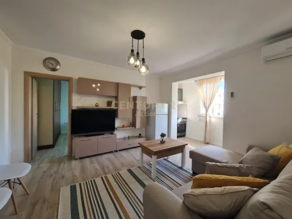 Tirane, shitet 1+1 Kati 3, 43 m² 85.000 € (Ali Demi)