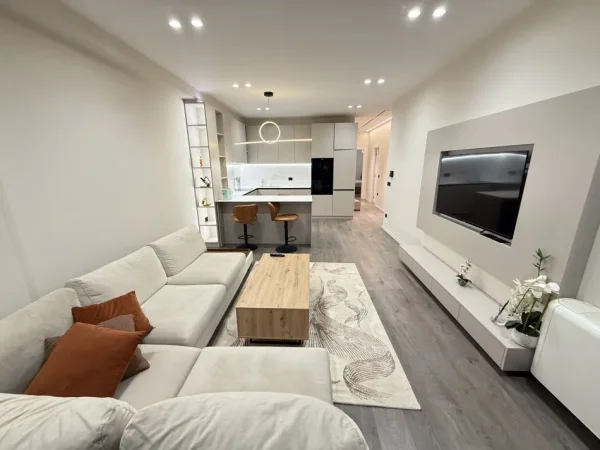 Tirane, jepet me qera apartament 2+1+Ballkon Kati 3, 80 m² 700 € (Kompleksi ASL)