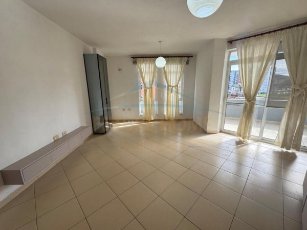 Tirane, jepet me qera apartament 2+1 Kati 2, 108 m² 380 € (Yzberisht, Tirane)