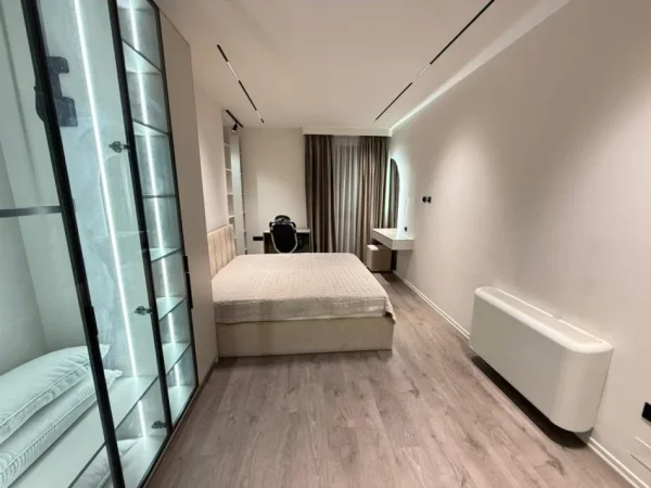 Tirane, jepet me qera apartament 2+1 Kati 6, 80 m² 700 € (Rruga Kongresi i Manastirit)