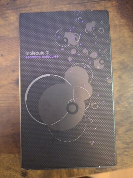 Tirane, shes Parfum Molecule 01 escentric molecules 50 €