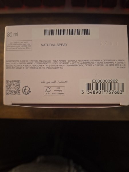 Tirane, shes Parfum Miss Dior Essence 115 €