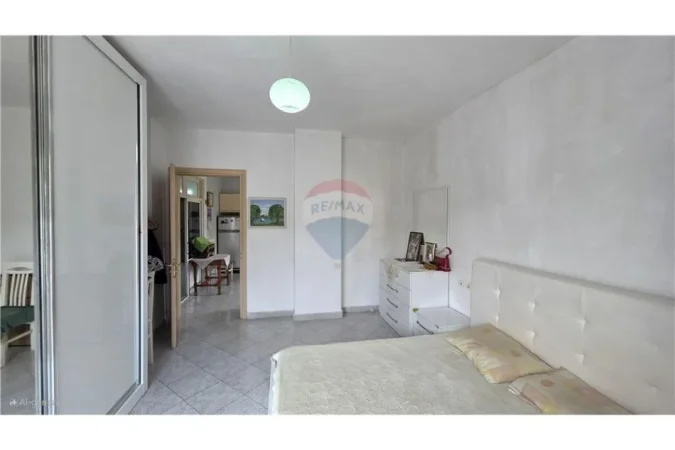 Vlore, shitet apartament 1+1+Ballkon Kati 9, 88.000 € 