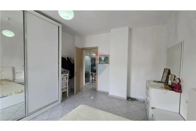 Vlore, shitet apartament 1+1+Ballkon Kati 9, 88.000 € 