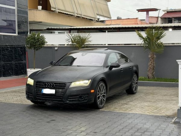 Fier, shes makine AUDI A7-3.0 Benzin + Gaz-2012-QUATRO-FULL OPTIONS Benzin+Gaz, e zeze automatik Klima 295.000 km 9.900 €