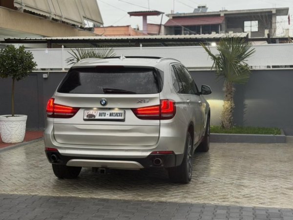 Fier, shes makine BMW X5-3.5d Diesel (PA TAKS LLUKSI)-2015-X-DRIVER-PANORAMA-NDERROHET Nafte, bezhë automatik Klima 186.000 km 14.500 €