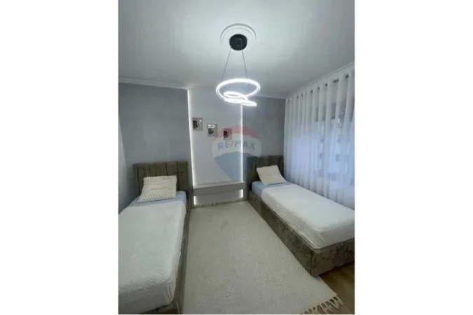 Tirane, shitet apartament 2+1+Ballkon Kati 4, 102 m² 169.000 € (Astir, Eja Studio)