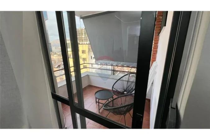 Tirane, jepet me qera apartament 1+1+Ballkon , 62 m² 550 € 