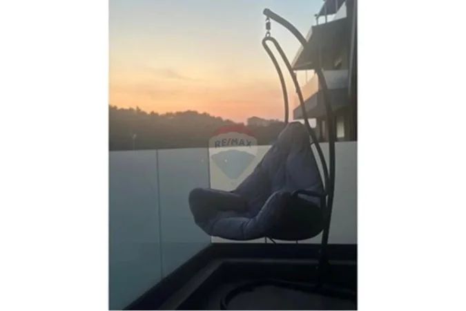 Tirane, jepet me qera apartament 1+1 , 80 m² 800 € 