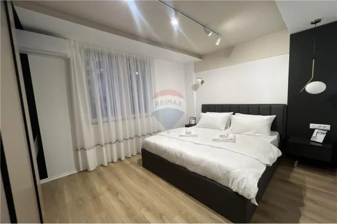 Tirane, jepet me qera apartament duplex 2+1+Ballkon , 95 m² 1.200 €